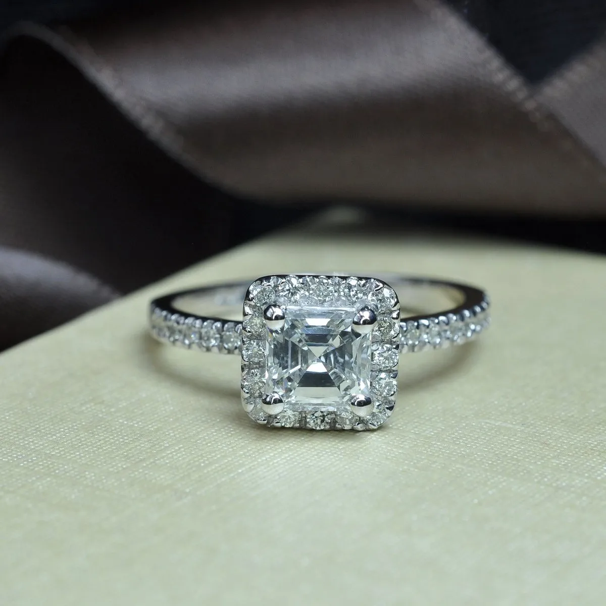 0.80-1.95 CT Round & Ascher Cut Diamonds - Engagement Ring