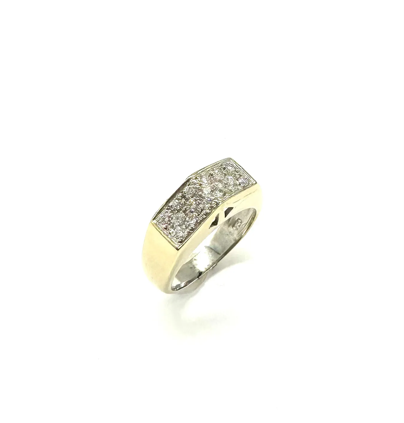 1/2 Ctw Pavé Diamond Cutout Ring