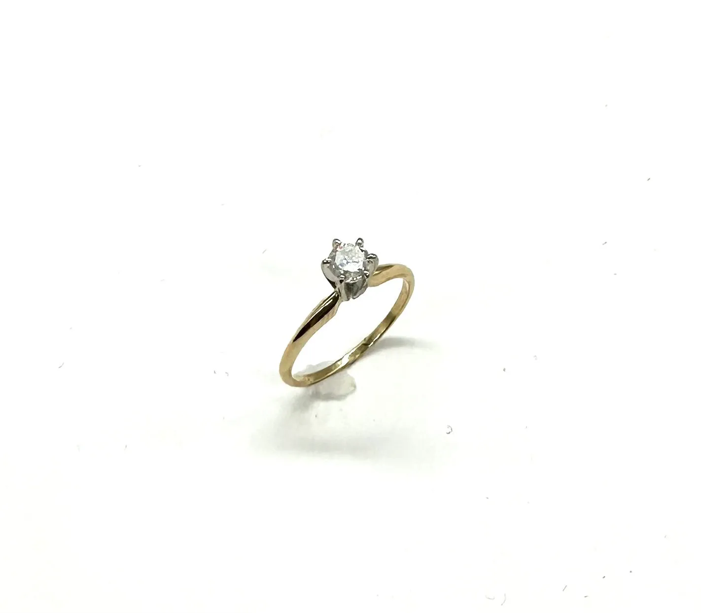 1/3 CTW Round Diamond Solitaire Ring