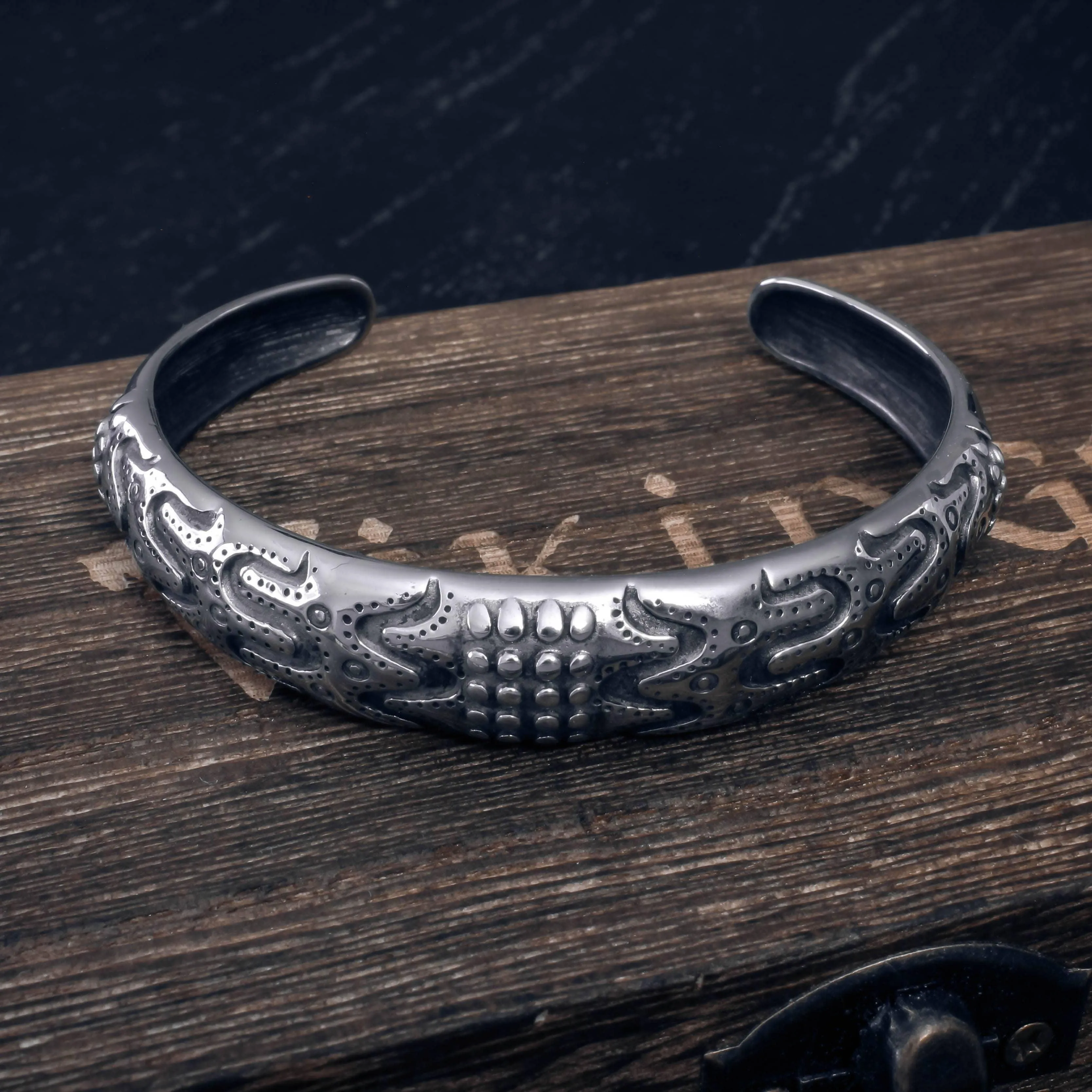 Draupnir Ornaments Odin's Cuff Bangle - Stainless Steel