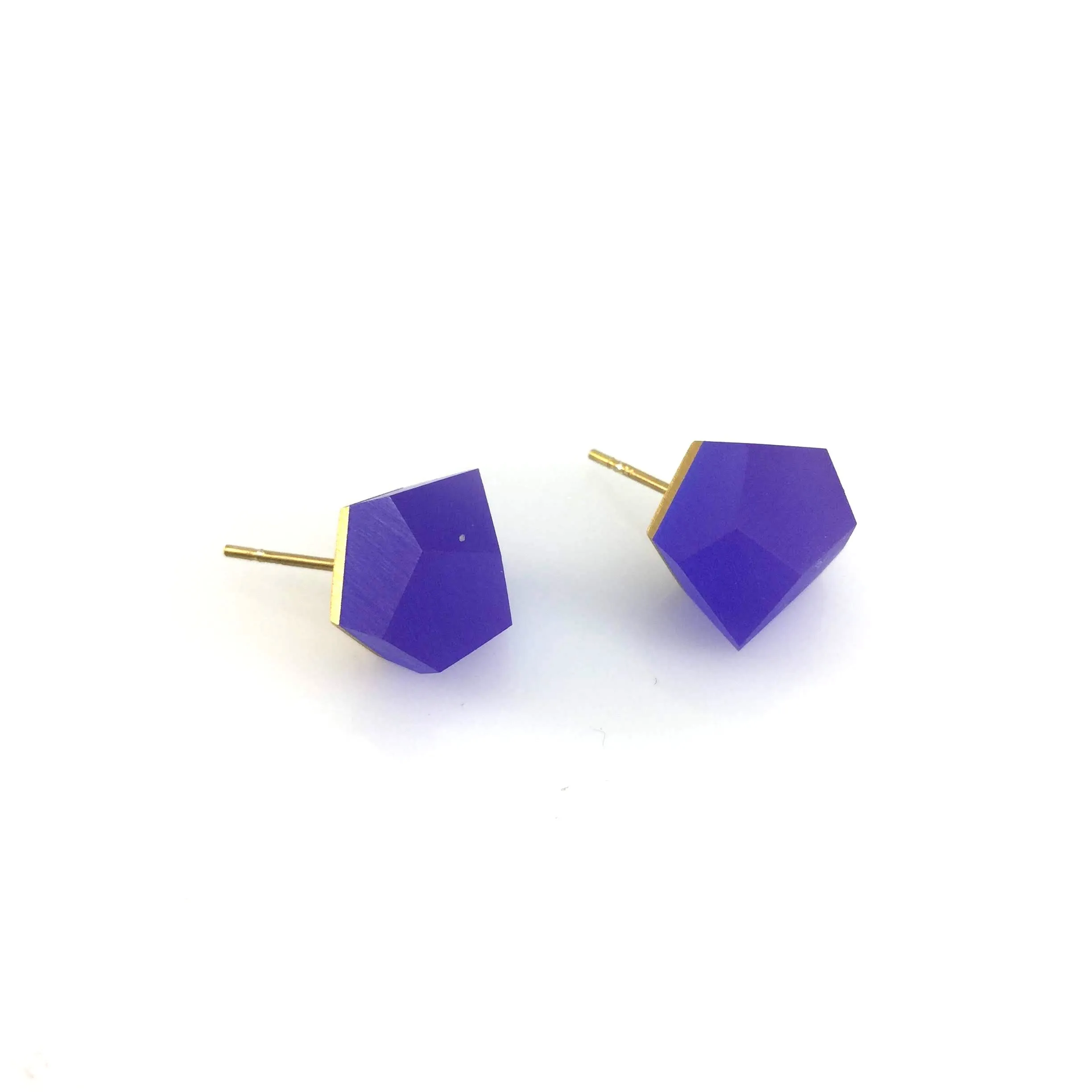 Medium Violet Crystal Stud