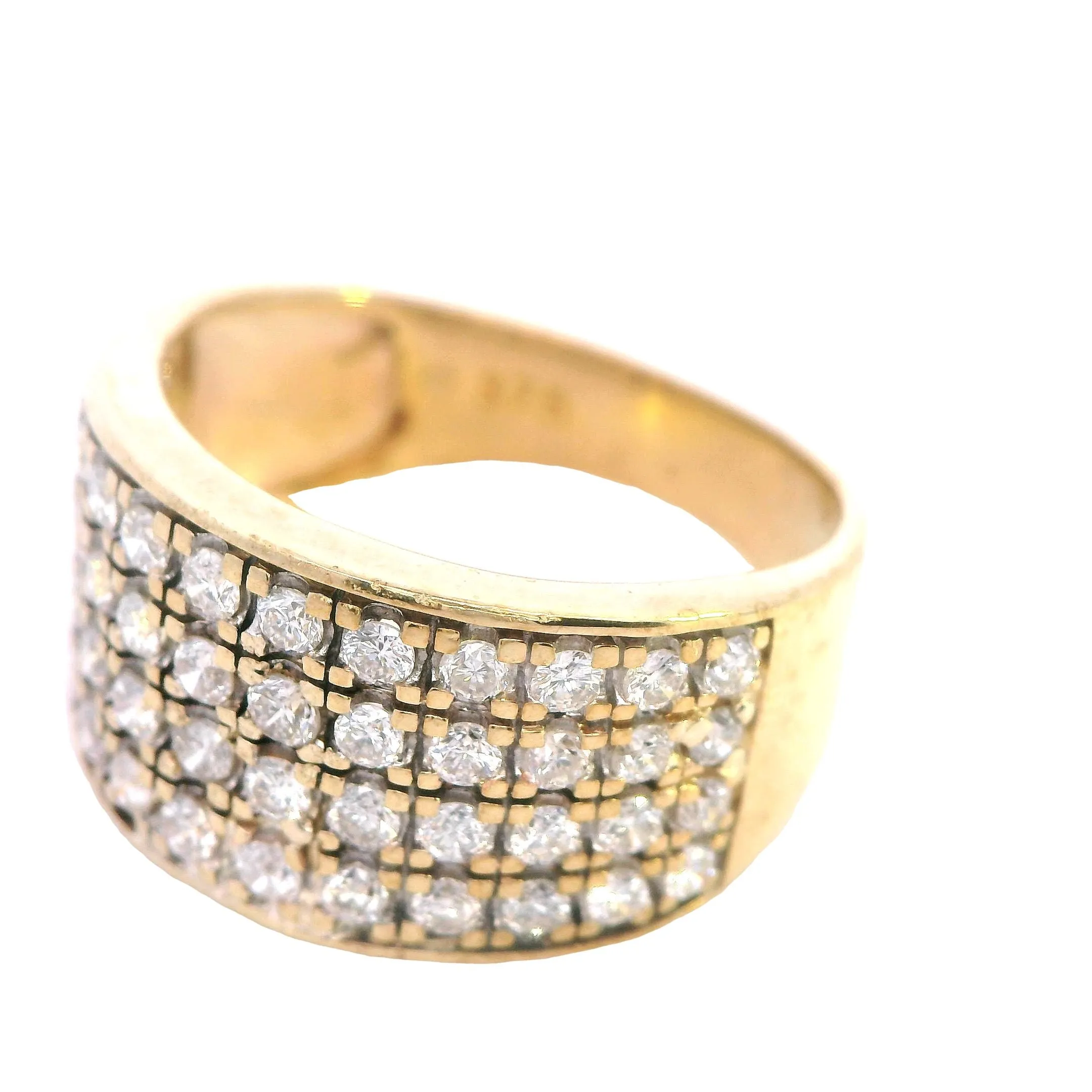 Radiant Heirloom: 52-Diamond Cast Yellow Gold Ring - Timeless Elegance