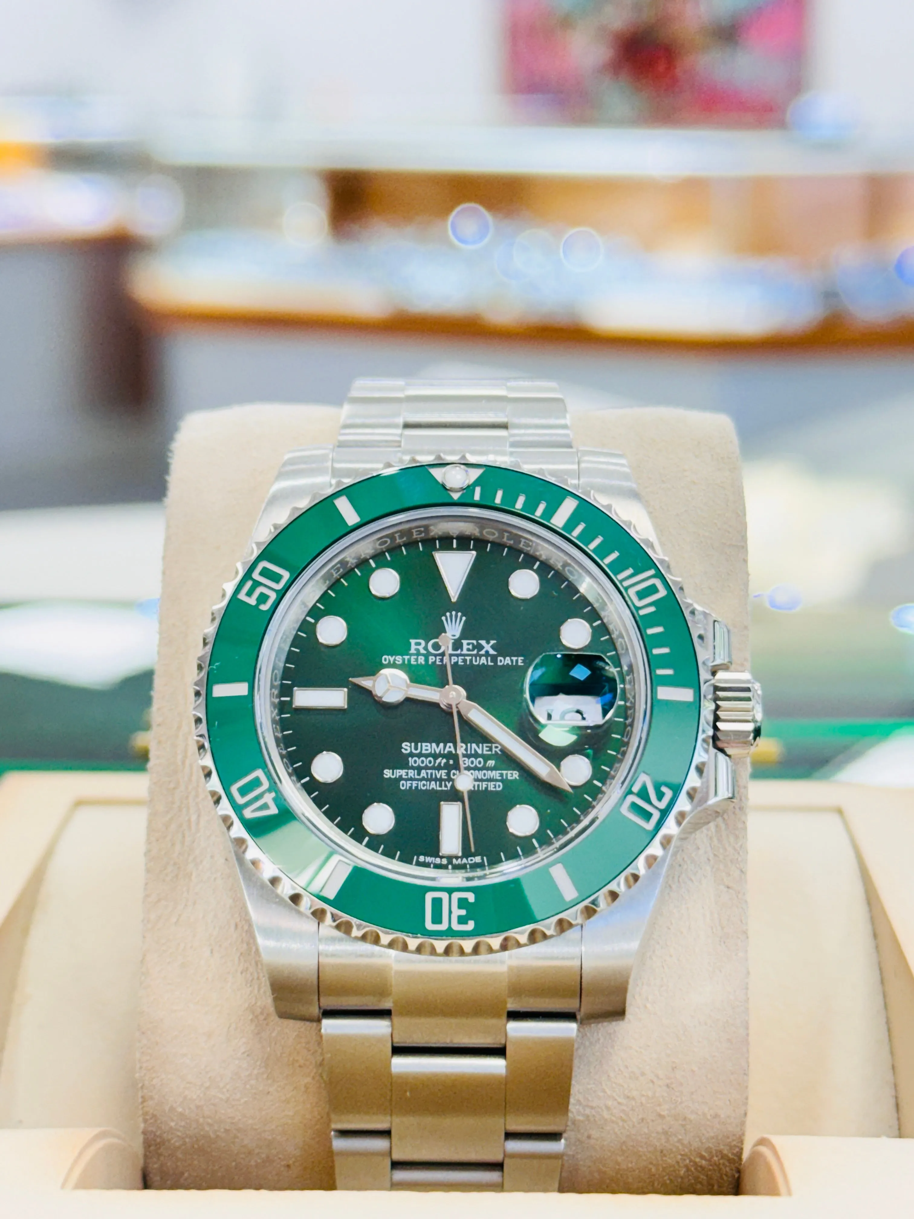 Rolex Submariner HULK 116610LV Oyster Perpetual Green Ceramic