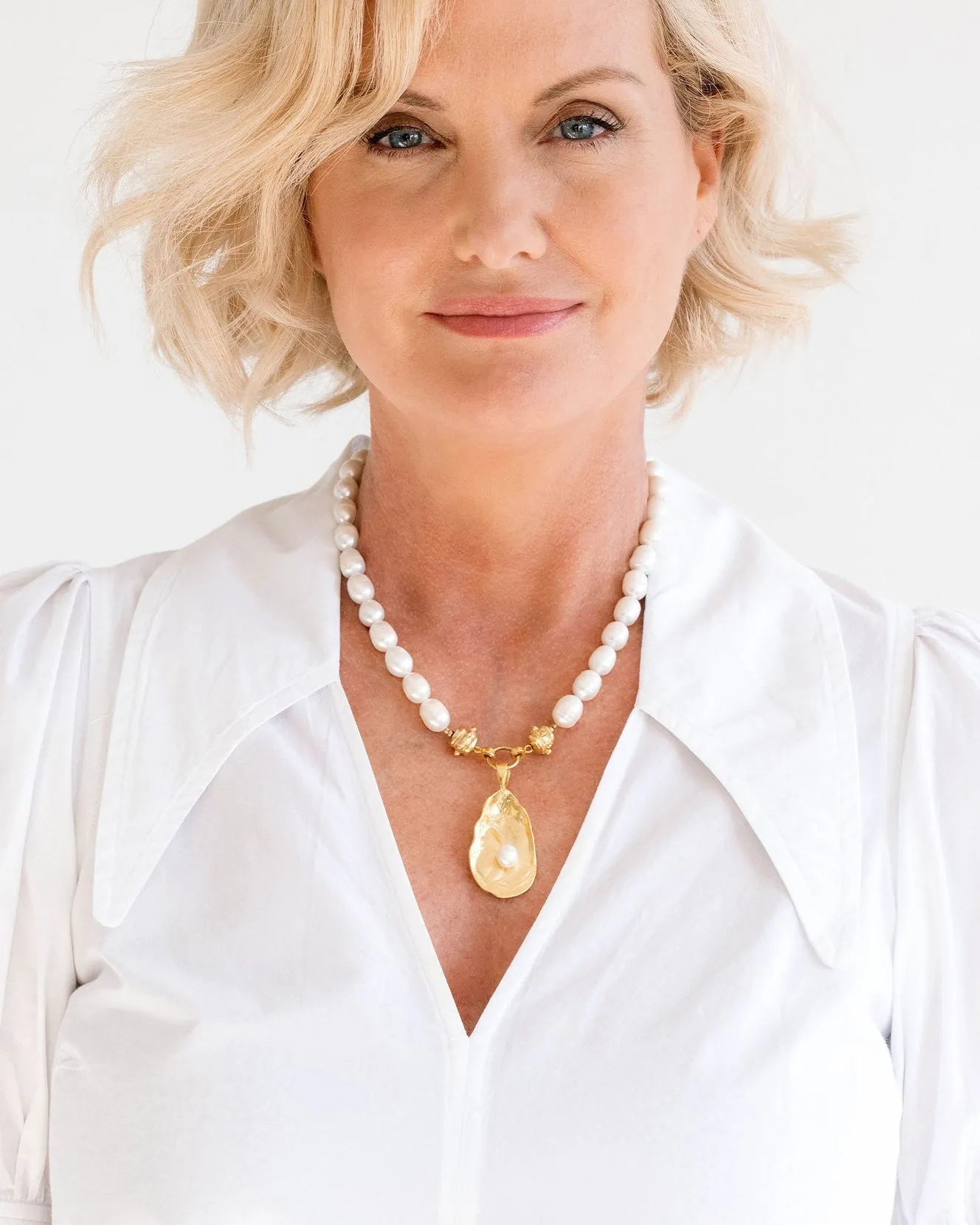 Susan Shaw Pearl Oyster Necklace with Gold Oyster and Freshwater Pearl