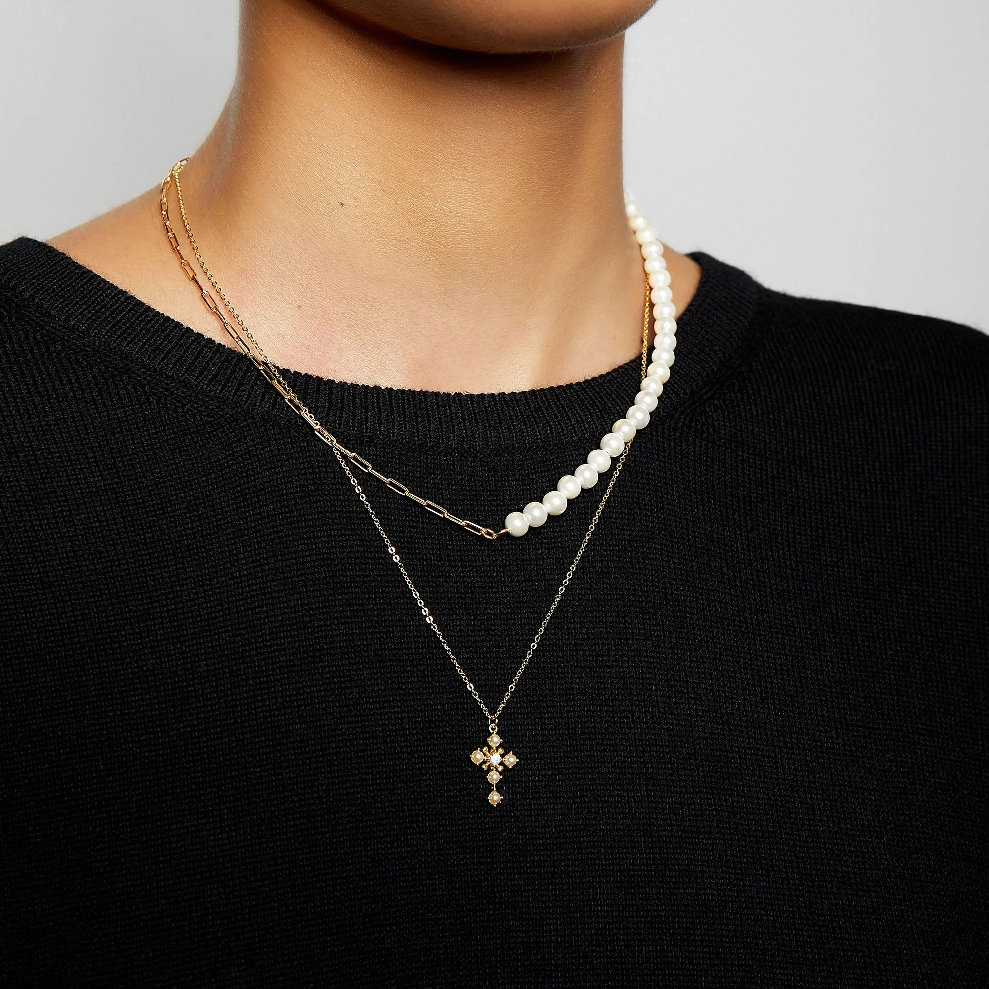 THE PEARL STONE CROSS NECKLACE