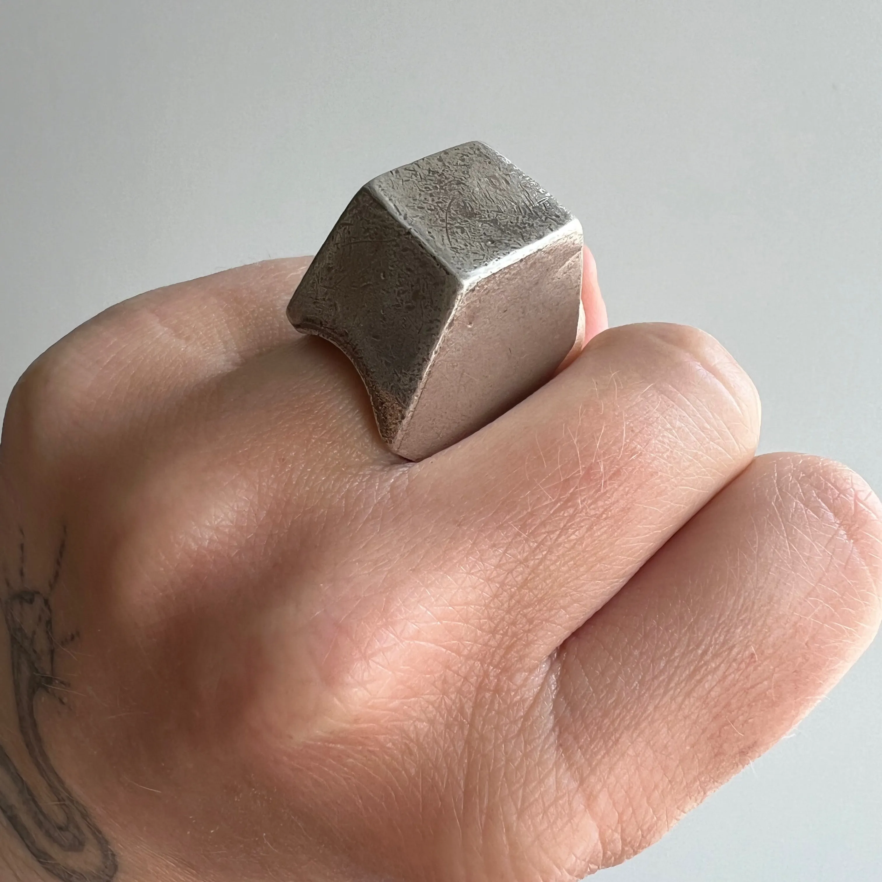 V I N T A G E // magnificent modernism / sterling silver hollow heavy pyramid ring / size 4-ish