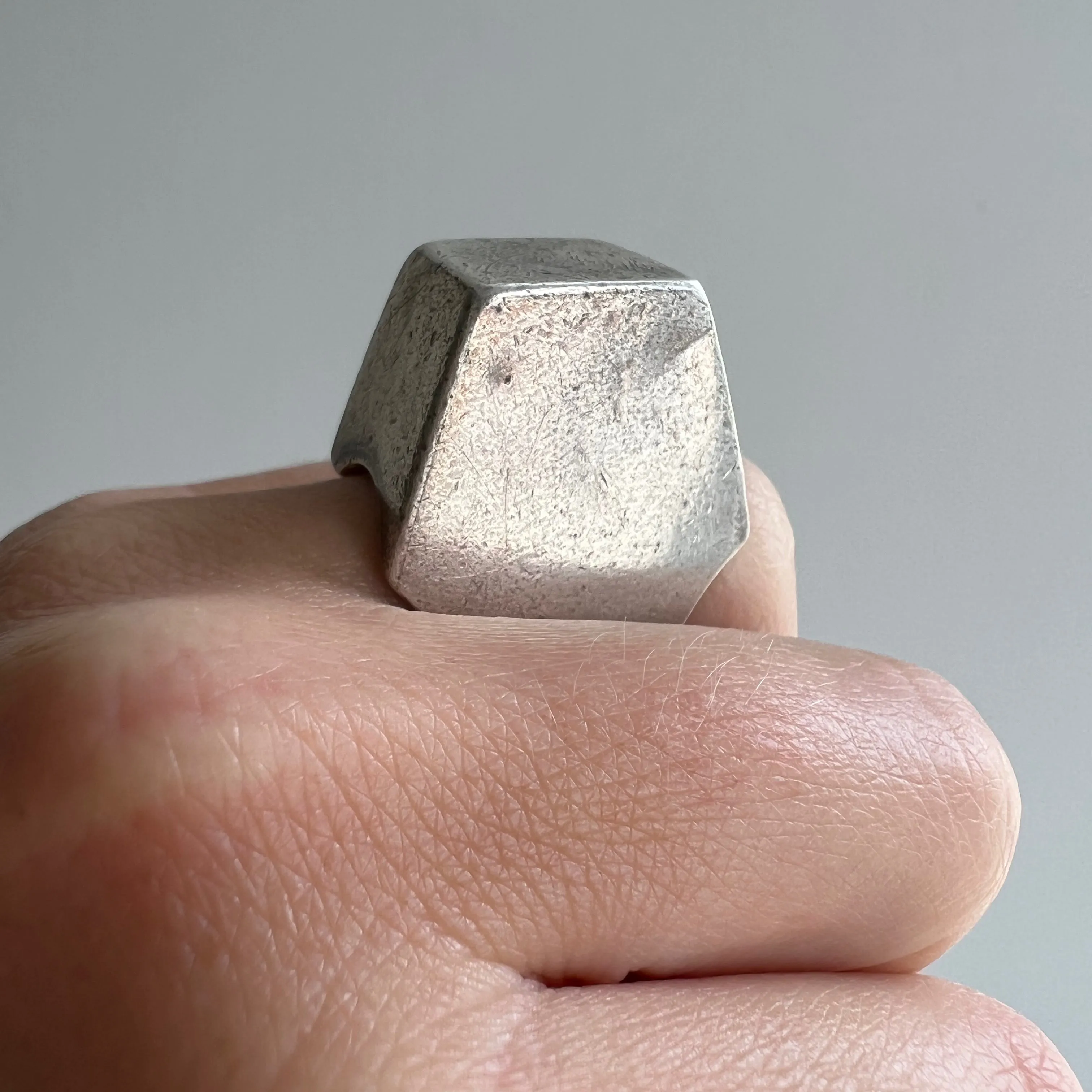 V I N T A G E // magnificent modernism / sterling silver hollow heavy pyramid ring / size 4-ish