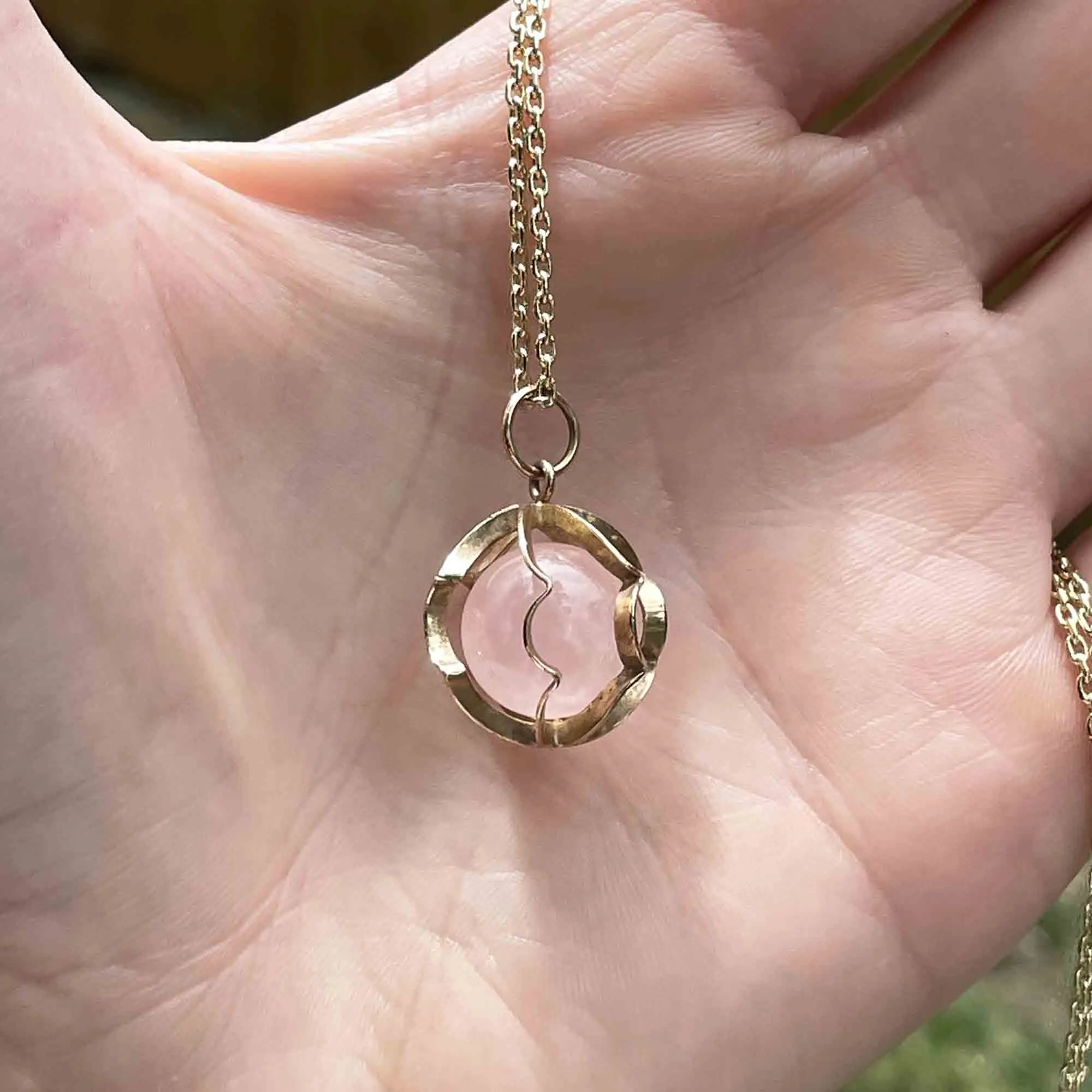 Vintage 9K Gold Rose Quartz Ball Pendant Necklace