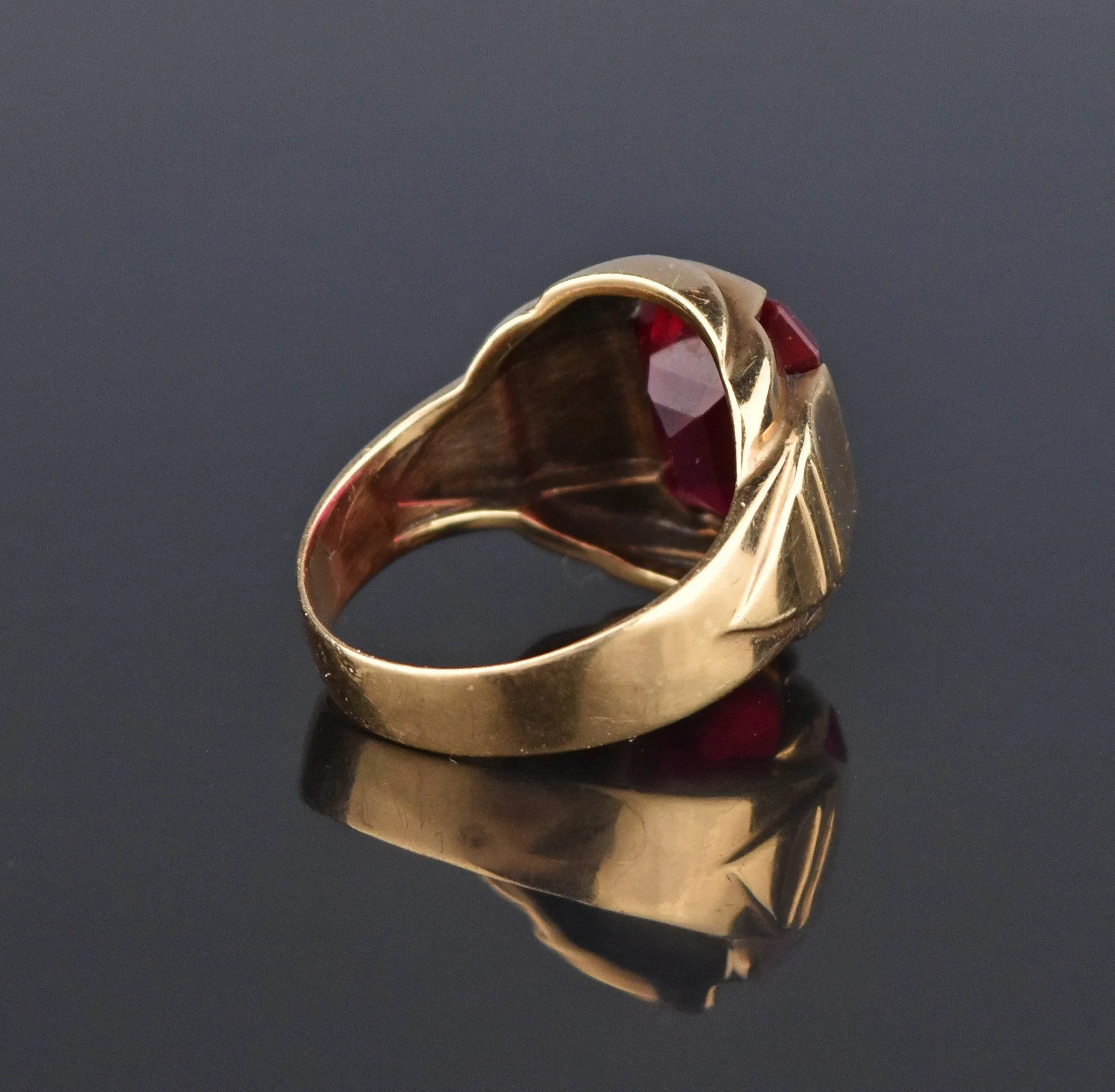 Vintage Art Deco 10K Gold Ruby Signet Ring