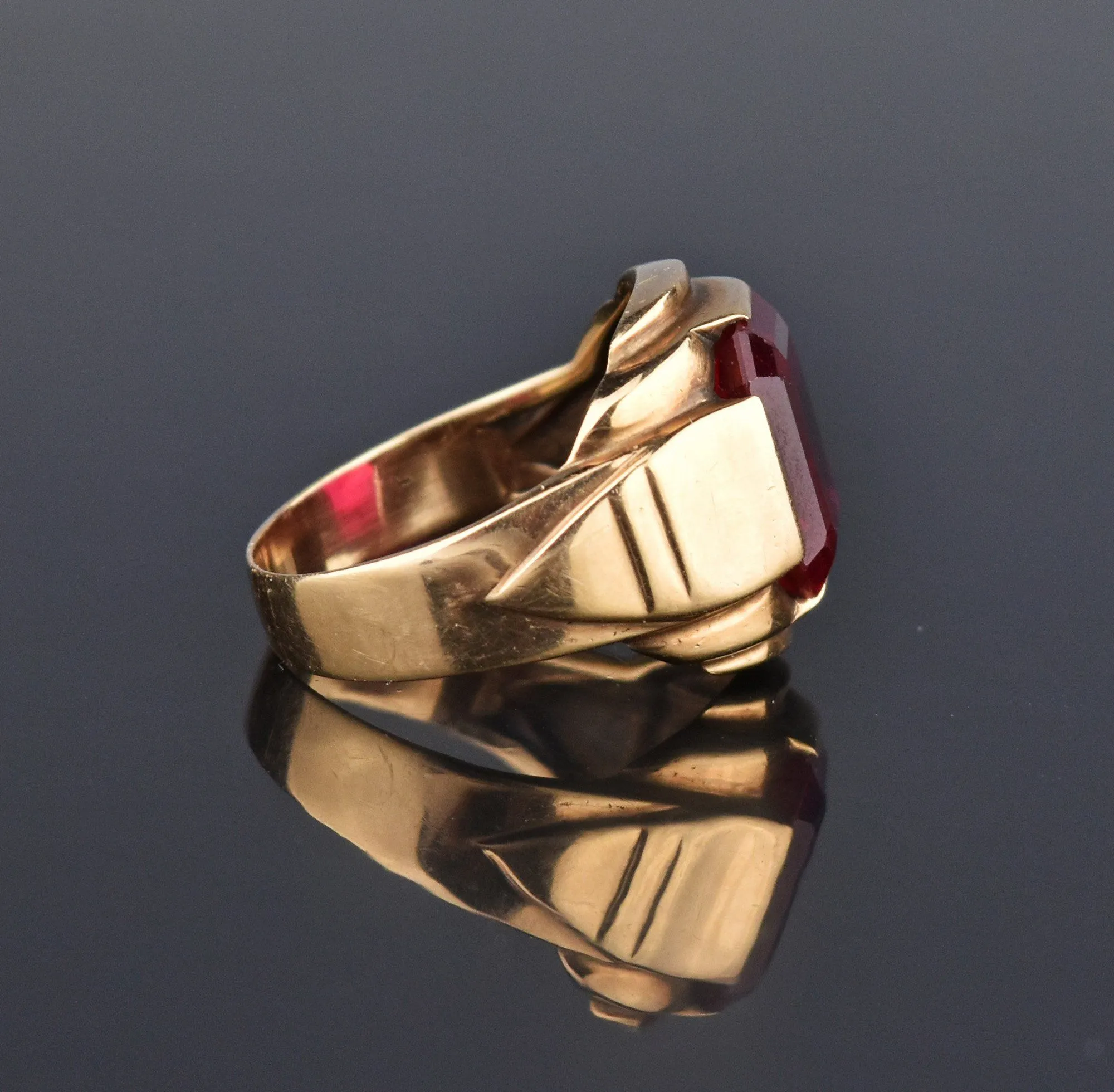 Vintage Art Deco 10K Gold Ruby Signet Ring