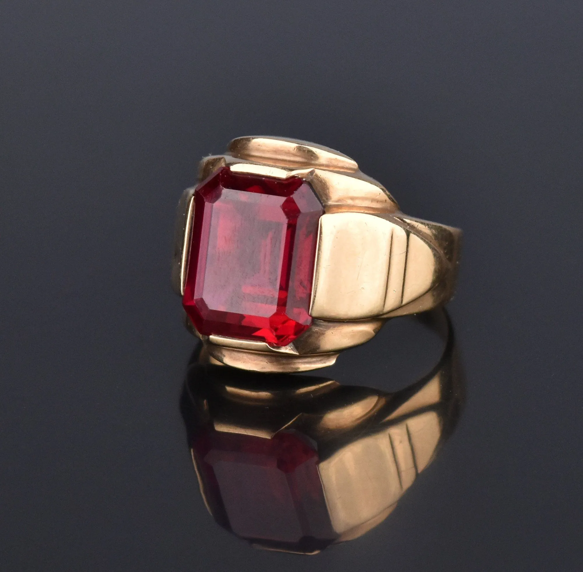 Vintage Art Deco 10K Gold Ruby Signet Ring